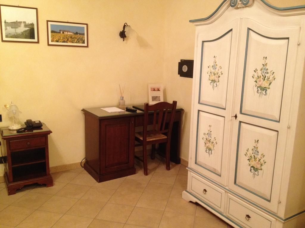 Hotel Del Rio Srl - Ristorante E Azienda Agricola Casinalbo Quarto foto